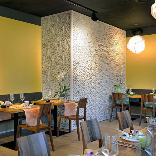Декоративная облицовка - RESTAURANT MEIERS COME INN BÜLACH - Bruag Design Factory AG - из дерева / внутренняя / текстурированная