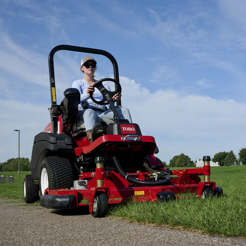 Автономная газонокосилка - 31800 - Toro Compan - для профессионального использования / дизельная / самоходная