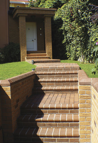 Кирпич для мостовых - BE - Isiklar Building Materials Inc. - полый / оранжевый