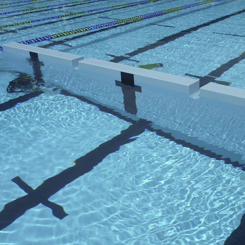 Общедоступная мобильная перегородка для бассейна - SWIMWALL SYSTEMS® - SR SMITH - погружная