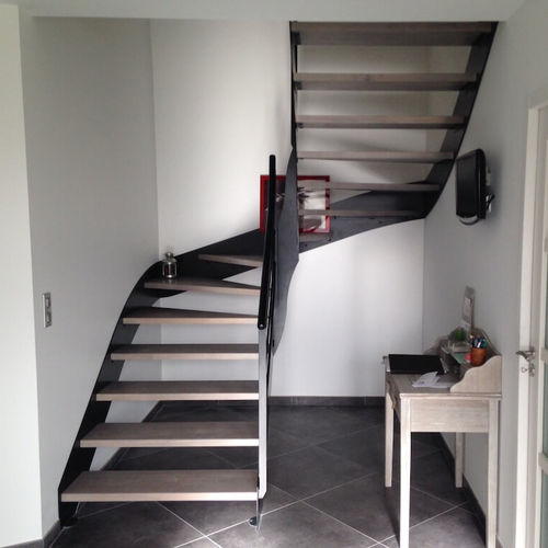 Прямая лестница - NORMANDIE - ESCALIER DESIGN 14 - с поворотом на 90° / с поворотом на 180° / с деревянными ступеньками