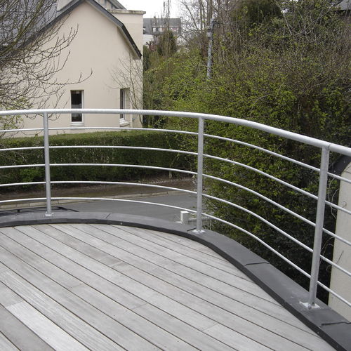 Ограждение из металла - CAEN - ESCALIER DESIGN 14 - с тросами / решетчатое / для наружного применения