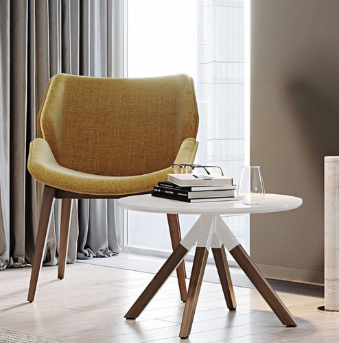 Современное кресло - WALSH - burgessfurniture - из ткани / из дерева / обитое