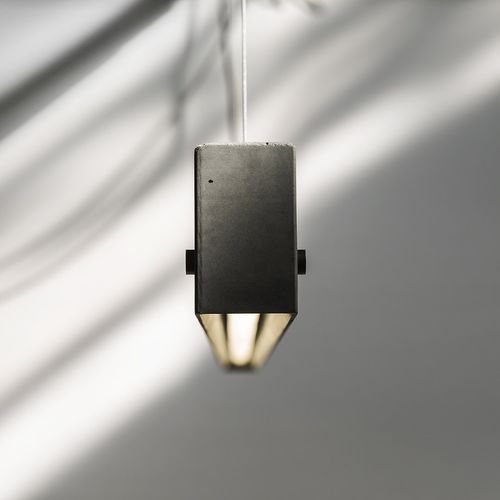 Подвесная лампа - YI - BENTU DESIGN - из бетона / современная / проводная