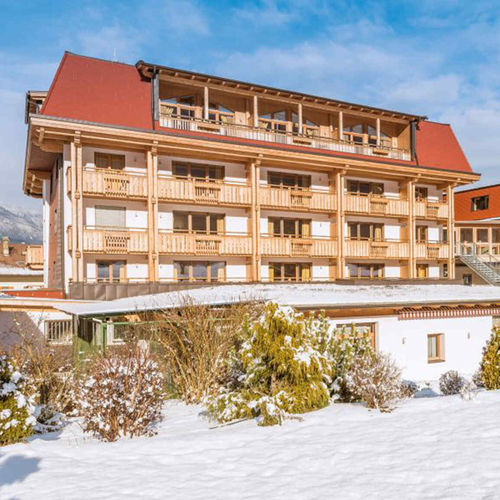 Сборное здание - HOTELERWEITERUNG - Vario Haus - модульное / из дерева / из бетона