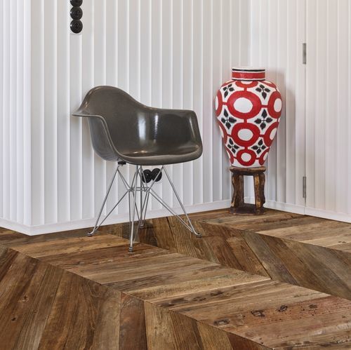 Паркет из паркетной доски - ATELIER - RECLAIMED  - lalegno - из вяза / «венгерская елка» / очищенный