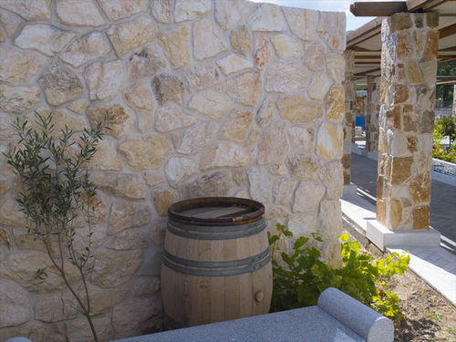 Листовая облицовка фасада - YELLOW - Akrolithos S.A. - из натурального камня / текстурированная