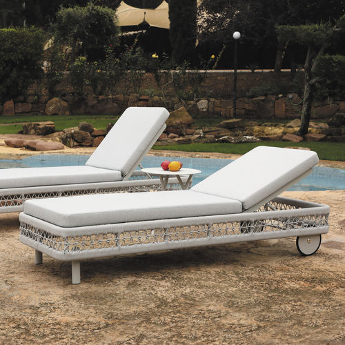 Современный садовый шезлонг - VERONA - ARKIMUEBLE - из акриловой ткани / из алюминия / из веревки