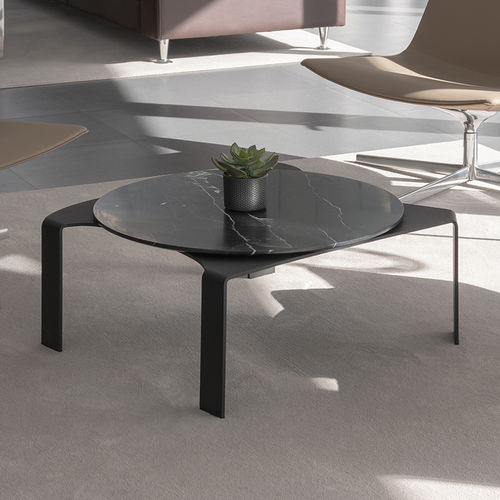 Современный журнальный столик - MOON NERO MARQUINA - MAAMI HOME - из мрамора / с основанием из лакированной стали / круглый