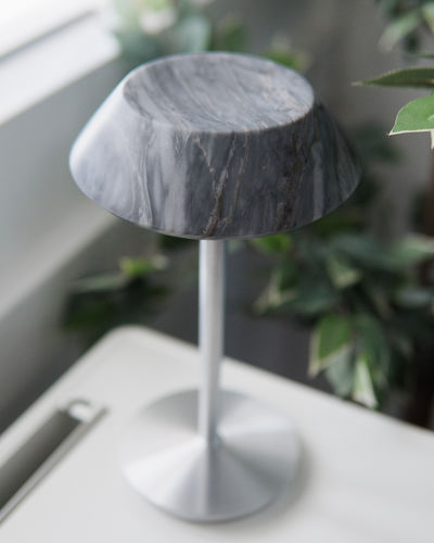 Настольная лампа - mini FIORE GREY - MAAMI HOME - из алюминия / из мрамора / современная