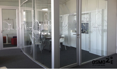 Декоративный стикер для стекла - AOS COLLIERS INTERNATIONAL LYON - Atelier d'Art Osmoze - Design & décoration murale