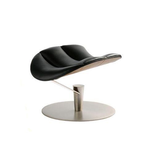 Подставка для ног скандинавский дизайн - THE LOBSTER - Bruunmunch Furniture ApS - из кожи / из бука / из фанерованной древесины