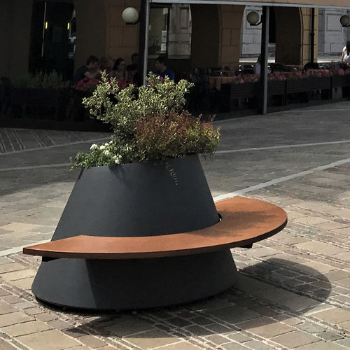 Современная общественная скамейка - CONE PLUS - THE ITALIAN LAB SRL - из экзотических пород дерева / из стального листа / со встроенной кадкой для садовых растений