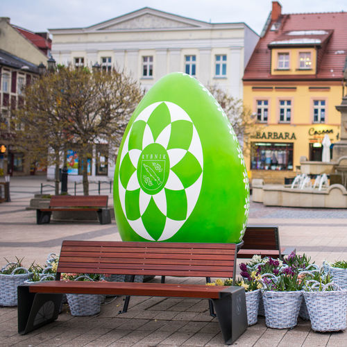 Скульптура пасхальное украшение - Easter Egg T220 - Terra Group - из стекловолокна / для наружного применения / отдельностоящая
