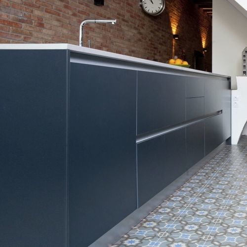 Панель из деревянных частиц - STRATI GRAPHITE GRAY - Transformad - для кухни / из долговечных материалов / антибактериальная
