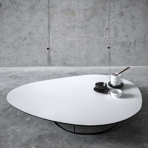 Современный журнальный столик - SOGLINO - Fioroni Design - из орехового дерева / из МДФ / из каштана