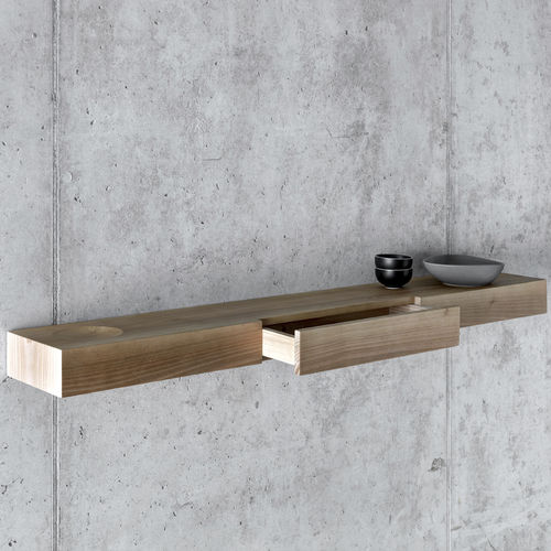 Настенный стеллаж - BÀUTI - Fioroni Design - современный / из орехового дерева / с выдвижным ящиком