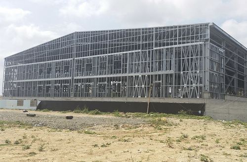 Сборное ангар - ISTANBUL UNIVERSITY AVCILAR CAMPUS LOGISTICAL STORAGE UNIT - APEC Smart Steel Structures - из гальванизированной стали
