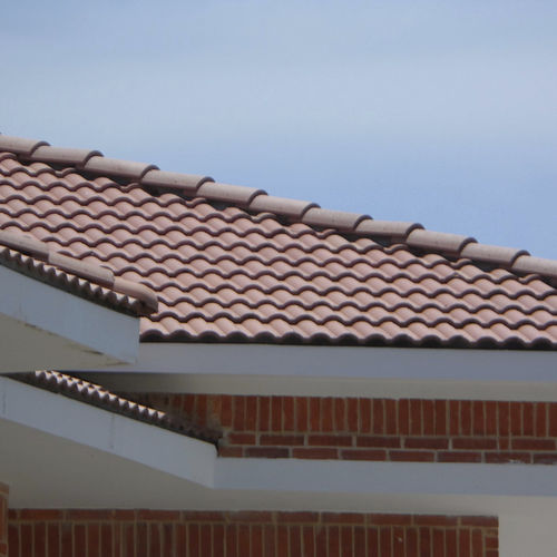 Голландская черепица - TUSCANY : HACIENDA - Crown Roof Tiles - из бетона / красная