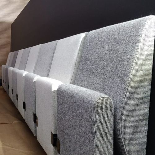 Современный стул для аудитории - HLA-WALL - Hamari - для интерьера / из фанеры / из стали