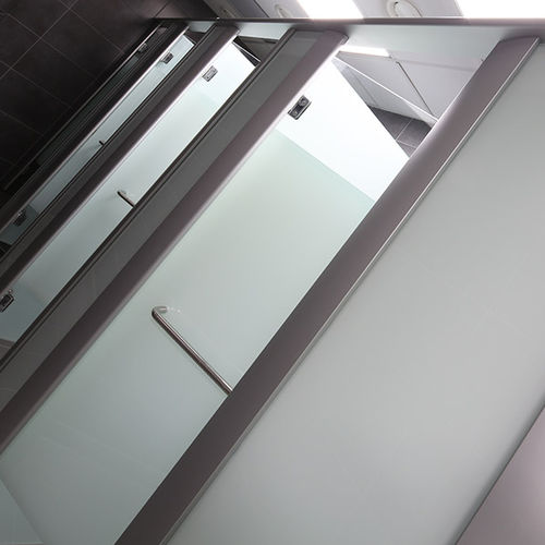 Сантехническая кабина из стекла - MEZZO AQUA - Washroom Washroom Limited - для душа / для общественных учреждений