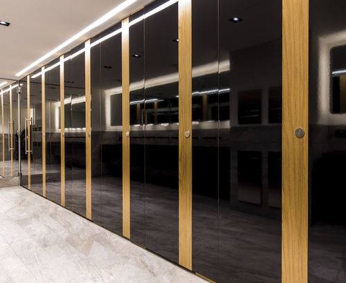 Сантехническая кабина из ламината - ALTO - Washroom Washroom Limited - из ламината высокого давления / из дерева / для туалета