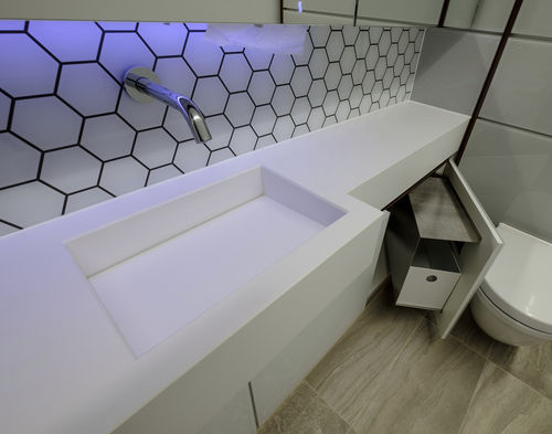 Столешница для раковины из Silestone® - Washroom Washroom Limited - для профессионального использования