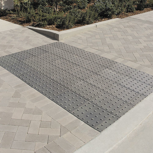 Напольная плитка из камня - 12×12 Truncated Domes - ACKER STONE - для наружного применения / серая / бежевая