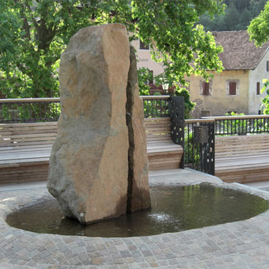 Скульптура из порфира - DECORATIVE STONES - PORFIDI ITALIA 2000 - для наружного применения / садовая / для общественных мест