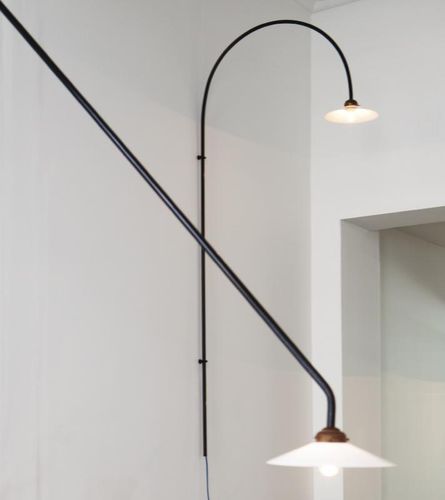 Современный настенный светильник - N°2 Muller van Severen  - valerie_objects - для интерьера / из лакированной стали / галогенный