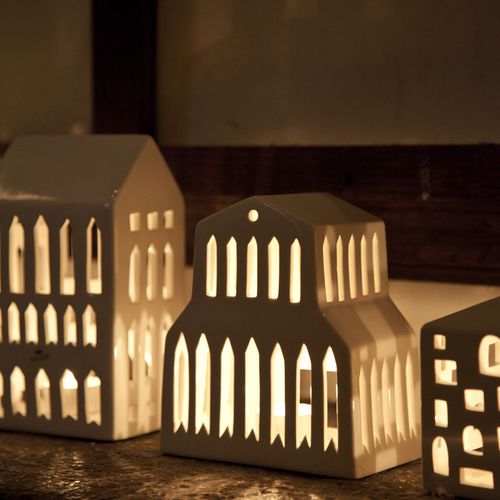 Подсвечник для коротких свеч из керамики - URBANIA : BASILICA - Kahler Design