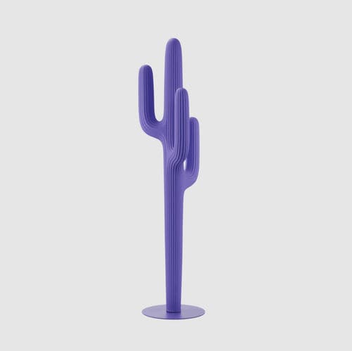 Вешалка для верхней одежды на ножке - SAGUARO - Qeeboo - уникальный дизайн / из металла / из полиэтилена