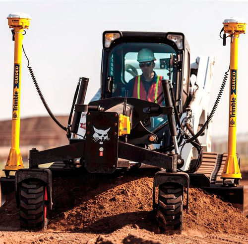Нивелировщик - BOBCAT