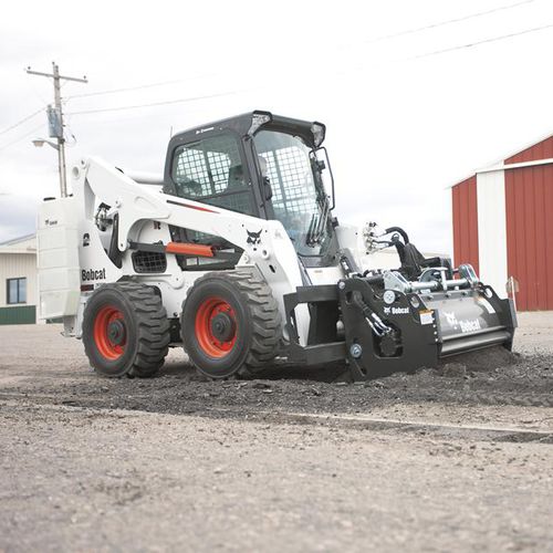 Компактный погрузчик с 4 ведущими колесами - A770 - BOBCAT