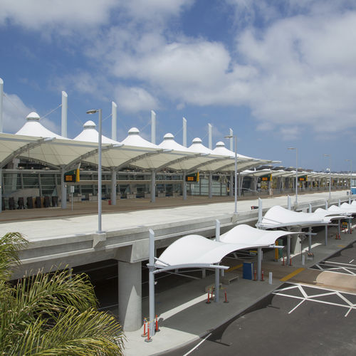 Архитектурная мембрана из ПТФЭ - SAN DIEGO INTERNATIONAL AIRPORT SMART CURB PAVILION - FabriTec Structures - для натяжной конструкции / для общественных мест / для маркиз