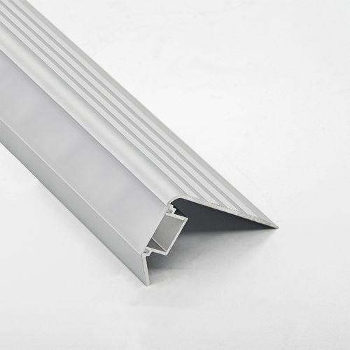 Валик ступени из анодированного алюминия - 30X45 - ALUMACER® - со светодиодным освещением