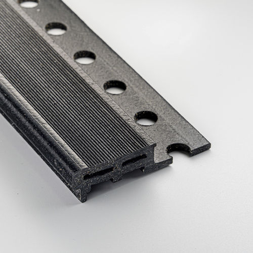 Валик ступени из ПВХ - 0PELR series | 12.5X45 - ALUMACER® - противоскользящий