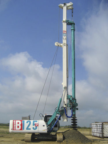 Сверлильный станок с дизельным двигателем - B125 XP  - CASAGRANDE - Foundation Division - поворотная / для строительной площадки / для фундаментных свай