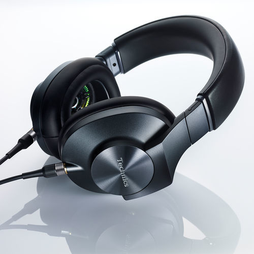 Шумоподавляющий наушники - EAH-T700 - Technics - подключенный