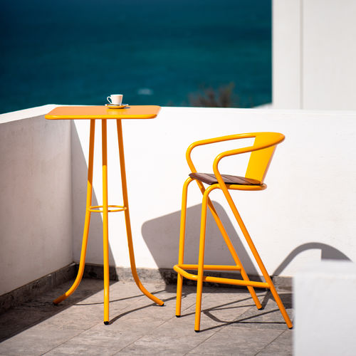 Современный высокий стол для еды стоя - BICAtable 3 High CLASSIC - BICA chair - из дерева / из стали, покрытой порошком / с основанием из стали