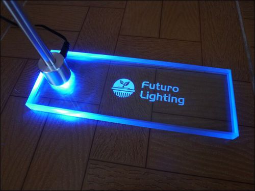 Световая указательная табличка - Futuro Lighting