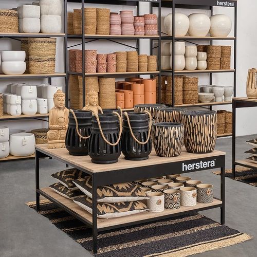 Выставочный стенд-витрина из дерева - Herstera Garden S.L. - из металла / четырехсторонний / 5 уровней