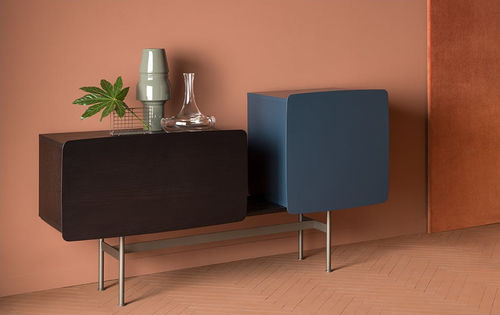 Буфет на высоких ножках - YEE - SP01 design - современный / из лакированной древесины / из ясеня