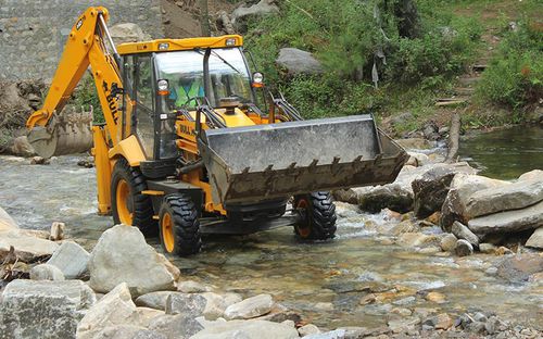Экскаватор-погрузчик с повышенной полезной нагрузкой - BULL HD 76 4WD - Bull machine pvt.ltd