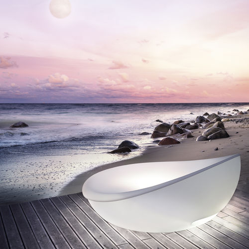 Современный полудиван - LAGOON Daybed - Solpuri - из полиэтилена / для сада