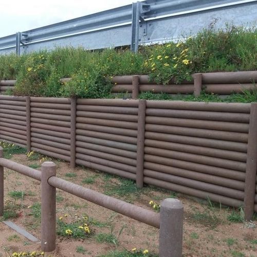 Решетчатый забор - Samouqueira - Extruplas - для общественных мест / для дороги / из переработанного пластика