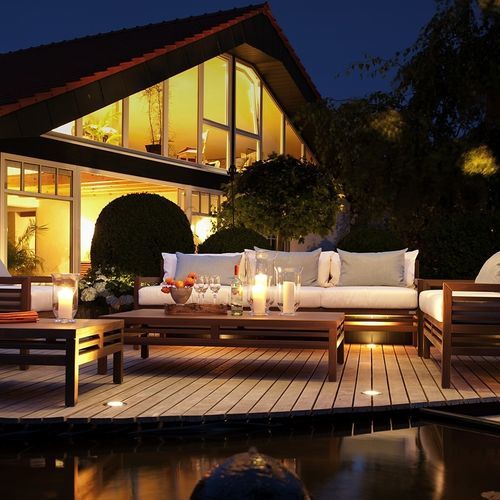 Современный диван - LOUNGE - CUBIC OUTDOOR LIVING - для наружного применения / из ткани / с подлокотниками