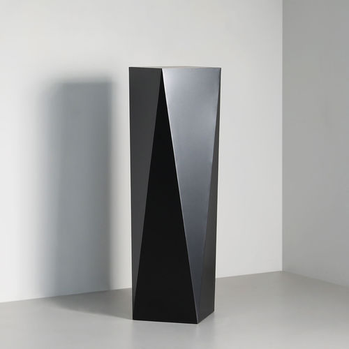 Современный пьедестал - Balzac Plinth - TOM FAULKNER - из стали / из латуни / из бронзы