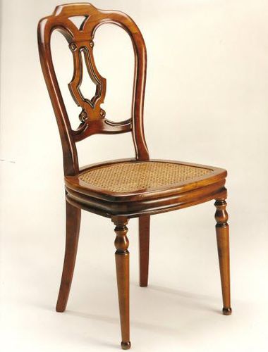 Классический cтул - AMELIA  - Chaises and Co - для интерьера / из бука / из лакированной древесины