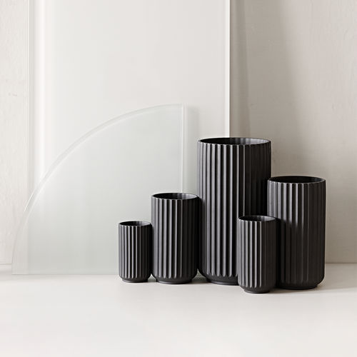 Современная ваза - 200810 - LYNGBY PORCELÆN - из фарфора / черная